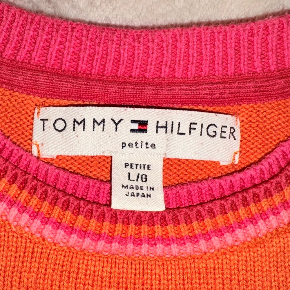 Two (2) Sweaters Tommy Hilfiger Women's L and Kelly Green Cardigan 8 🛍️🧡💚